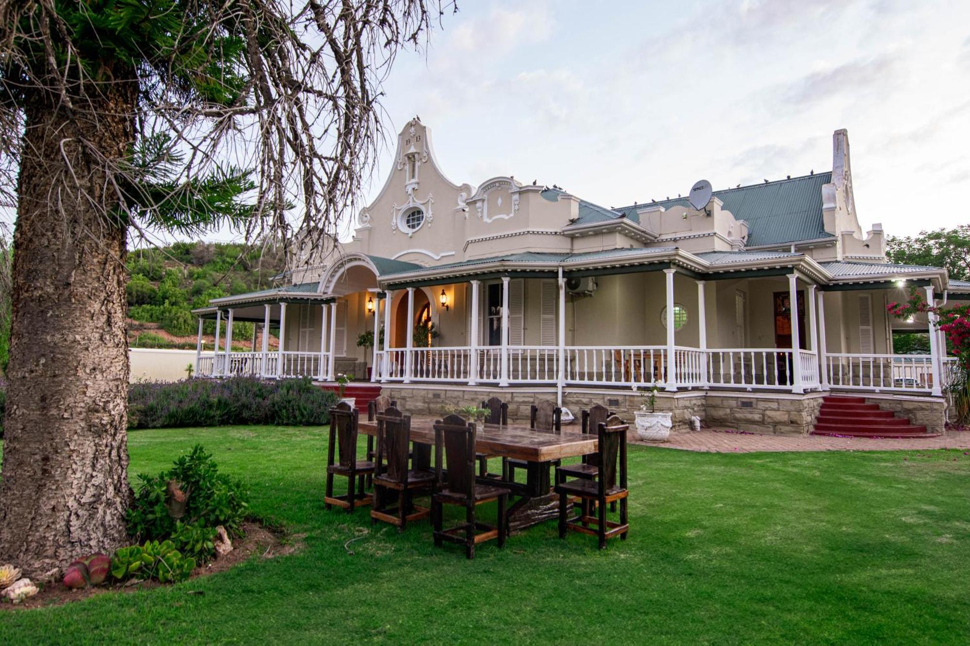 Bakenskraal Ostrich Palace เอาท์สโฮร์น ภายนอก รูปภาพ